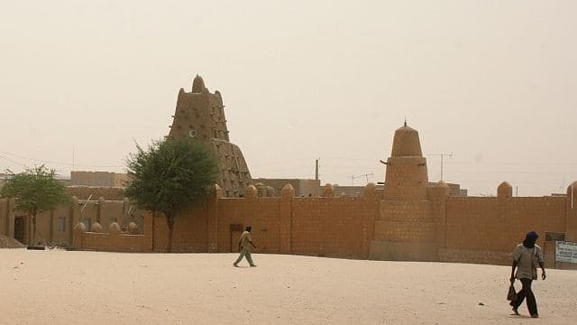 Timbuktu without water or electricity as fuel shortage shuts down power station