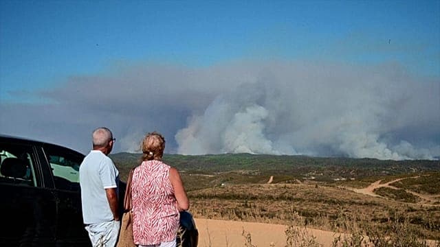Saison noire des feux en Espagne : incendie hors de contrôle à Huelva