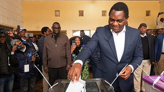 Zambie : le président Hakainde Hichilema prête serment pour un second mandat