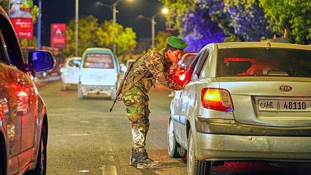 Yémen : les combats s’intensifient à Taëz sur fond de frappes saoudiennes à Sanaa