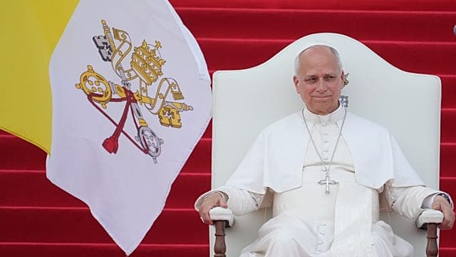 Pope urges Europe to protect migrants in visit to island frontier