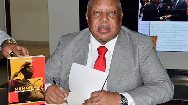 Angola investigating former general challenging Lourenço for party leadership