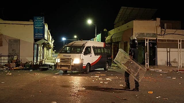 Tunisie : des manifestations éclatent après le naufrage d'un bateau de migrants