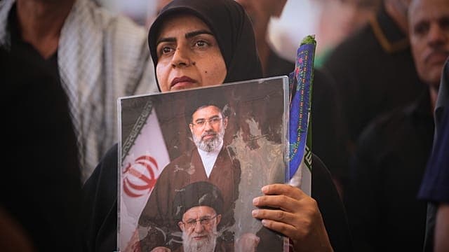 L’Iran promet de venger Ali Khamenei