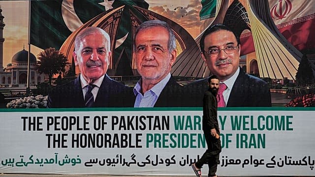 Iran's President Pezeshkian arrives in Pakistan for talks as US-Iran try to finalise peace deal