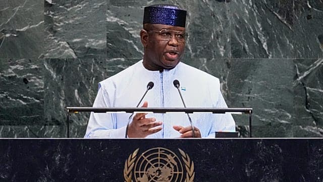 Sierra Leone : Maada Bio exhorte le Parlement à adopter une réforme électorale