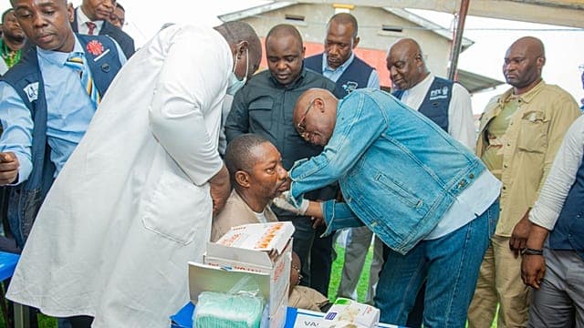 Ebola en RDC : les premières vaccinations démarrent à Kisangani 