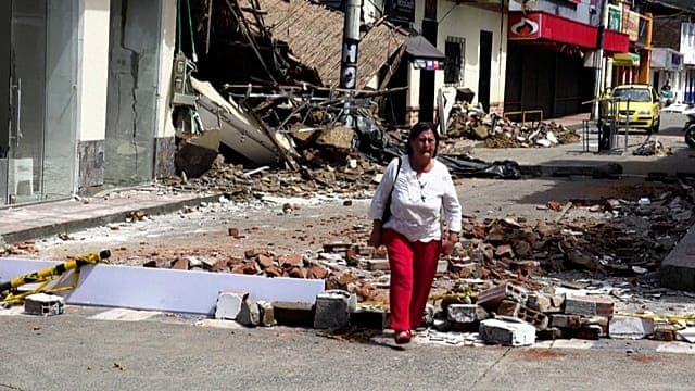 Séisme: des villes colombiennes en ruines, le Valle del Cauca compte ses morts