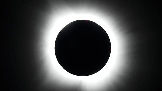 L'Europe se prépare à vivre une rare éclipse solaire totale
