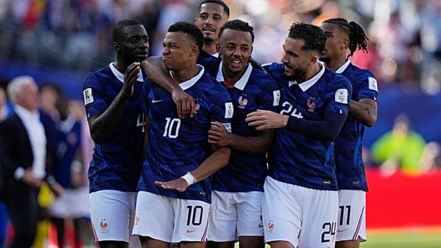 Mbappé's double fires France, Messi hat trick sends Argentina flying