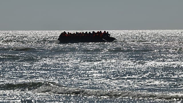 France : treize passeurs condamnés après le naufrage meurtrier de 2021 dans la Manche