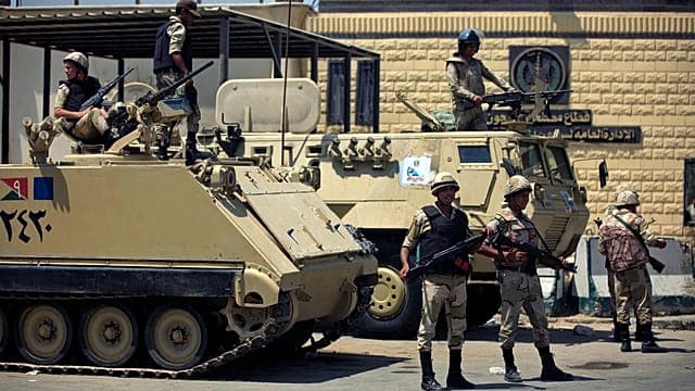 L’Égypte temporise sur un éventuel soutien militaire à l’Arabie saoudite.