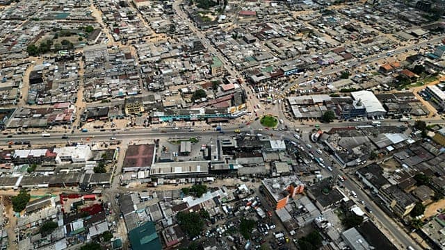 Côte d'Ivoire : démolition controversée à Abidjan, le principal suspect arrêté