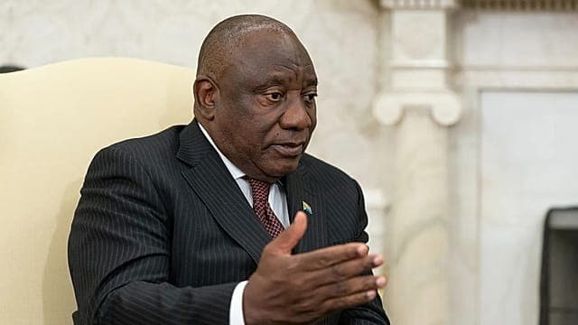 Ebola: Ramaphosa urges solidarity with Congo in visit to Kinshasa