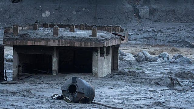 Inondation soudaine au Népal : des images montrent la vallée de Rasuwa submergée