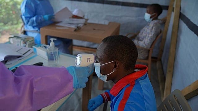 Ebola en RDC : lancement d’un essai clinique de vaccins contre la souche Bundibugyo
