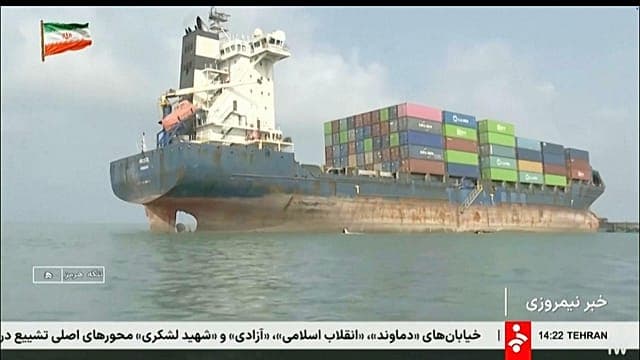 Guerre en Iran : un pétrolier touché par un projectile dans le détroit d'Ormuz