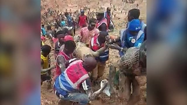 Centrafrique : des images montrent l’effondrement meurtrier d’une mine d’or