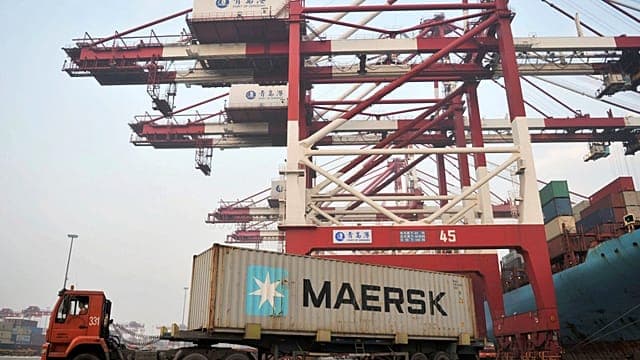 Le transporteur maritime Maersk de retour au canal de Suez