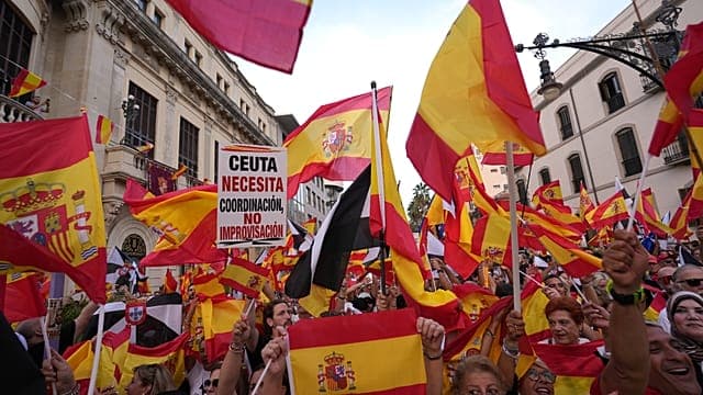 Crise à Ceuta : la colère monte en Espagne après l’afflux migratoire