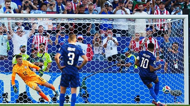 Mondial 2026 : le gouvernement paraguayen condamne les propos visant Mbappé