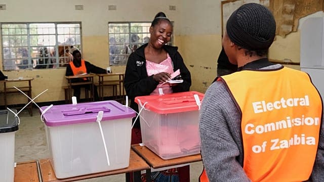 Présidentielle en Zambie : forte affluence dès l’ouverture des bureaux  de vote