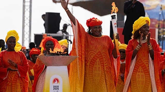 Jeux Olympiques de la Jeunesse : des sprinteurs réfugiés poursuivent leur rêve olympique à Dakar