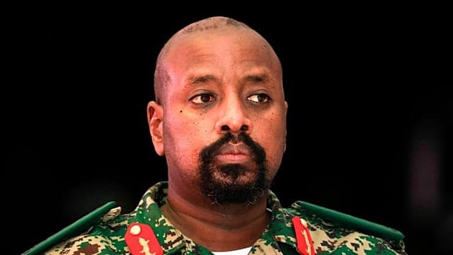 Ouganda : le fils de Yoweri Museveni se rêve président en 2031