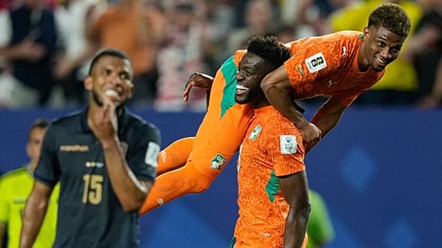 Ivory Coast ends Ecuador's 19-game winning streak as Sweden pounds Tunisia
