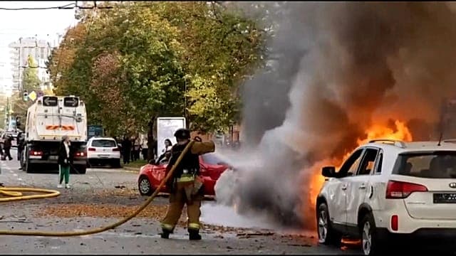 Ukraine: une frappe russe tue deux adolescentes à Tchernihiv