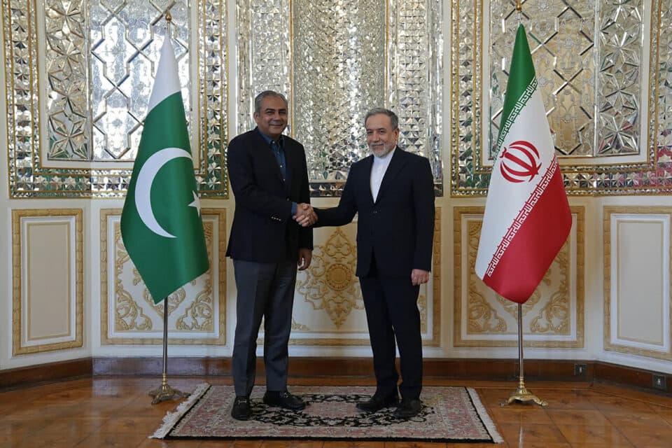 ACCORD DE PAIX PROVISOIRE AU MOYEN-ORIENT : On croise les doigts