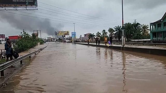 At least 12 dead in devastating Accra floods