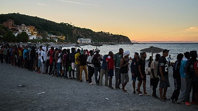 Ceuta : Melilla réclame une zone neutre de 500 mètres à la frontière avec le Maroc