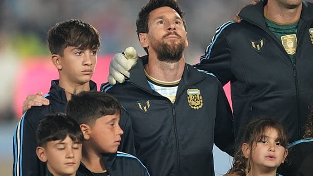 Lionel Messi fait ses adieux à l'Argentine après 21 ans en sélection