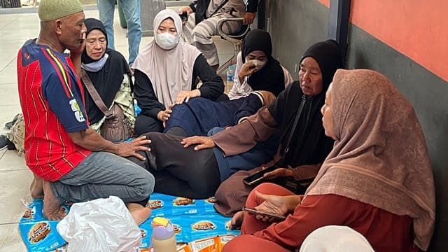 Naufrage d’un ferry en Indonésie : plus de 100 rescapés, des dizaines encore portés disparus