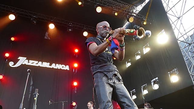 À Jazzablanca, Jowee Omicil célèbre un jazz sans frontières aux accents africains