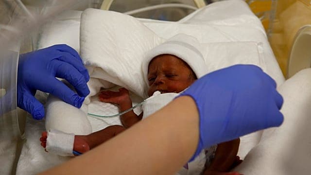 Au Maghreb, une fécondité en baisse bouscule la démographie