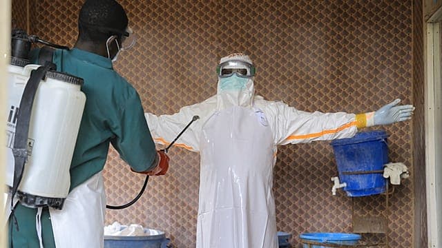 Ebola en RDC : le nombre de cas d'Ebola dépasse les 9 000