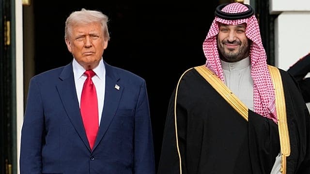Les USA et l'Arabie saoudite signent un accord sur le nucléaire civil