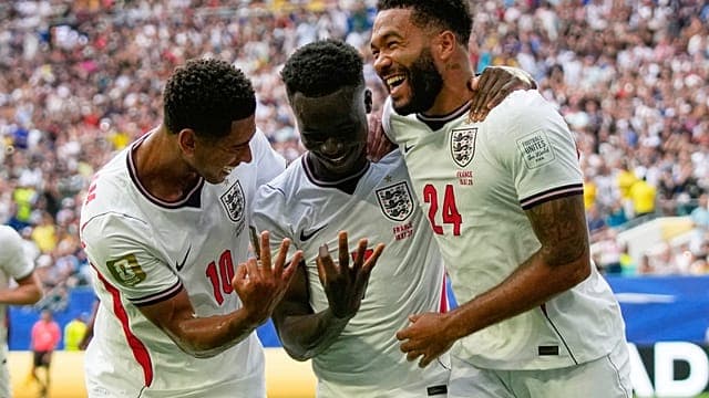 Mondial 2026 : l'Angleterre bat la France au terme d'un match fou à dix buts 