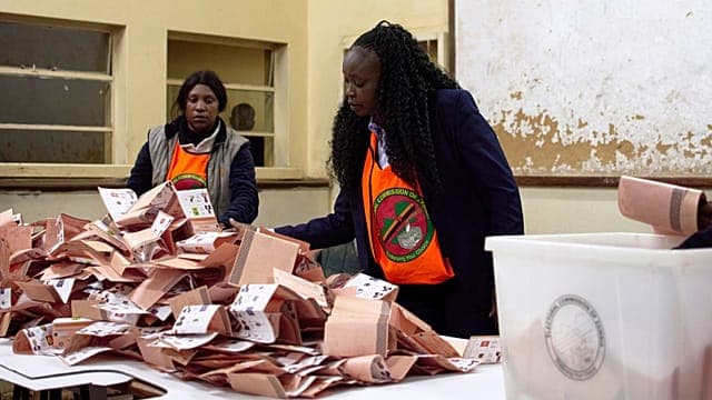 Élections en Zambie : Mundubile exprime son inquiétude après l'arrêt du dépouillement