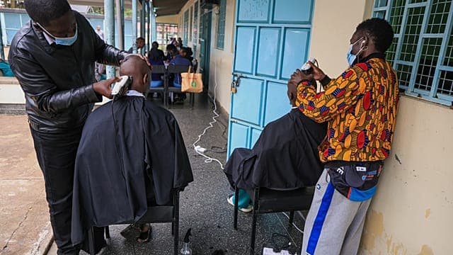 Personal grooming services boost patients' dignity at Kenyan mental health hospital