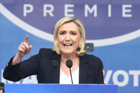Le Pen Tightens Grip on Macron as Budget Showdown Looms